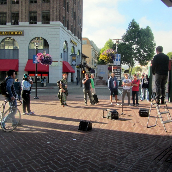 EDDIE PREACHES IN DOWNTOWN BERKELEY